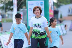 BIB: 
                            <button type="button" onclick="openModal(3656715)" class="btn btn-primary btn-sm float-right btn-popup" data-toggle="modal" data-target=".modal-high-quality">
                        <i class="fas fa-shopping-cart"></i> Add to Cart
                    </button>
                                            <button type="button" onclick="isThisMe(3656715, true)" class="btn btn-success btn-sm float-right btn-popup btn-isme hidden" data-toggle="tooltip" data-placement="bottom" title="นี่คือรูปของคุณใช่ไหม คลิกที่นี่เพื่อเอาเข้าอัลบั้ม">
                        <i class="fas fa-plus"></i> Add to album
                    </button>
                    <button type="button" onclick="isThisMe(3656715, false)" class="btn btn-warning btn-sm float-right btn-popup btn-isnotme hidden">
                        <i class="fas fa-ban"></i> Remove from album
                    </button>